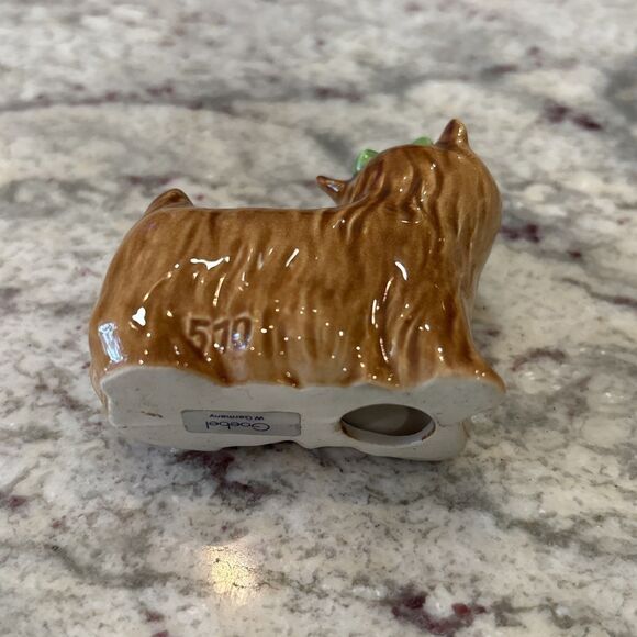 Goebel Terrier Dog Porcelain Figurine Green Bow Brown Fur Germany 2.25" - Picture 4 of 6